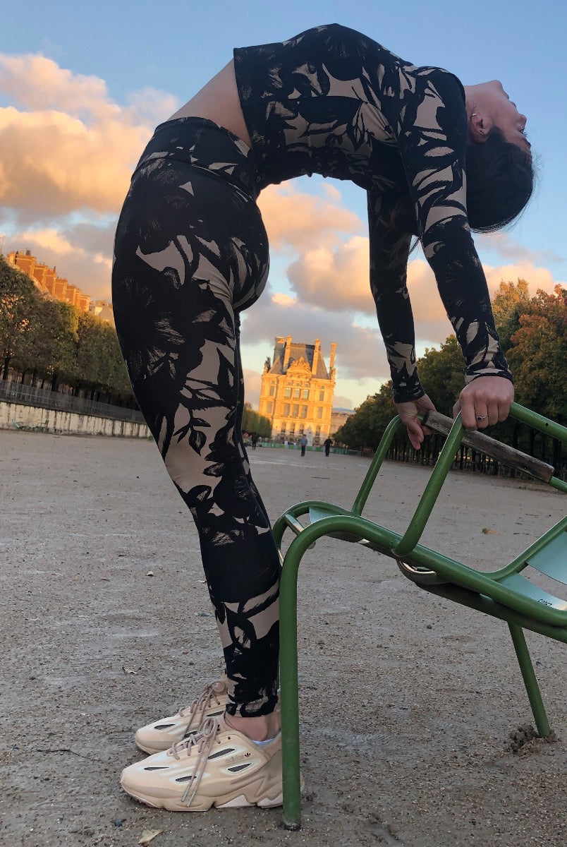 Leggings are an essential part of any yogi’s wardrobe, and we know that you will love our Take It Easy Honey cotton leggings.