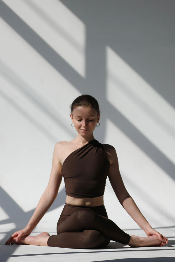 One Shoulder Top Uni Colors | Activewear Tops | Take It Easy Honey