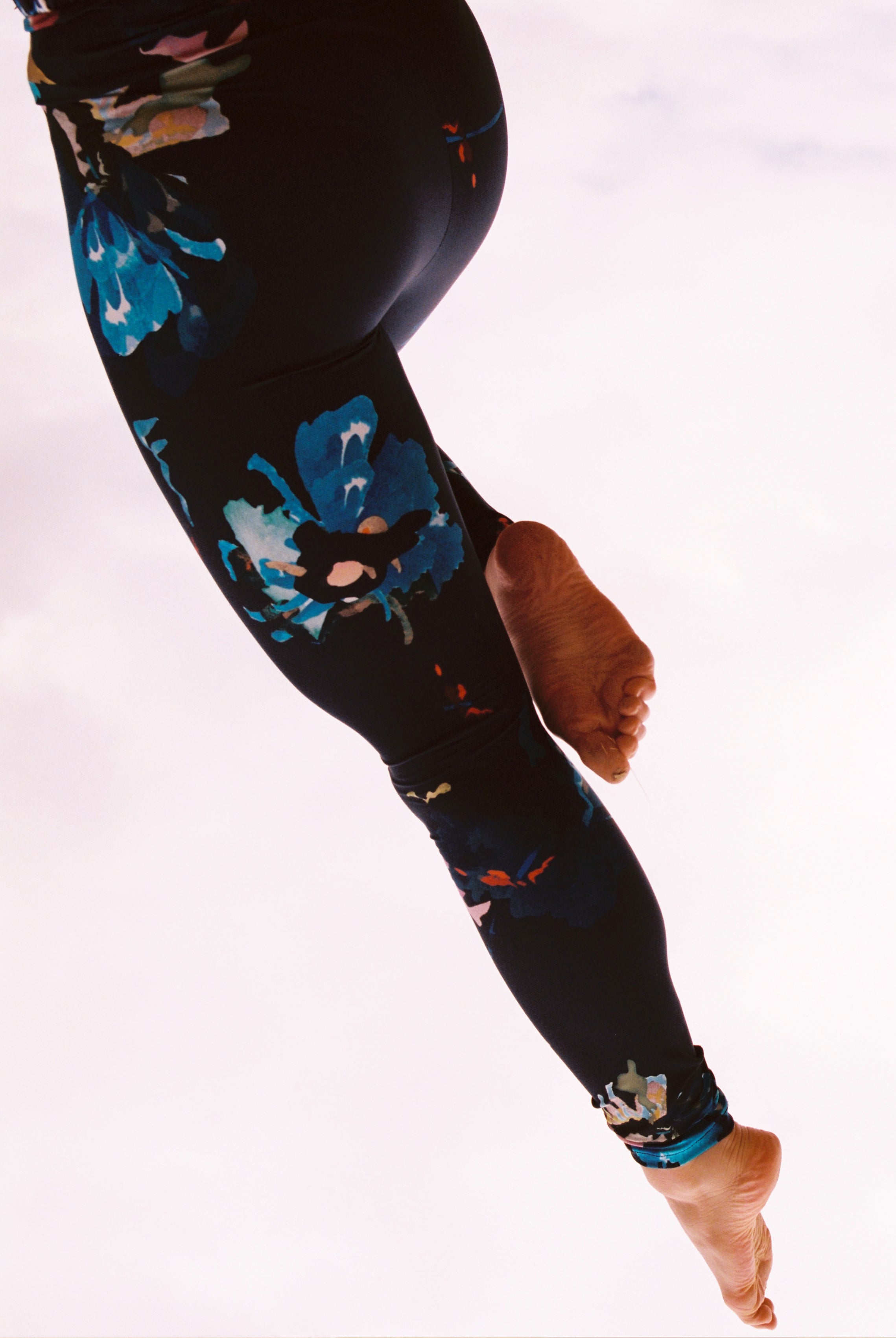 Jutta Floral High-Rise Performance Legging- Women's Activewear | Shop  LoveShackFancy.com