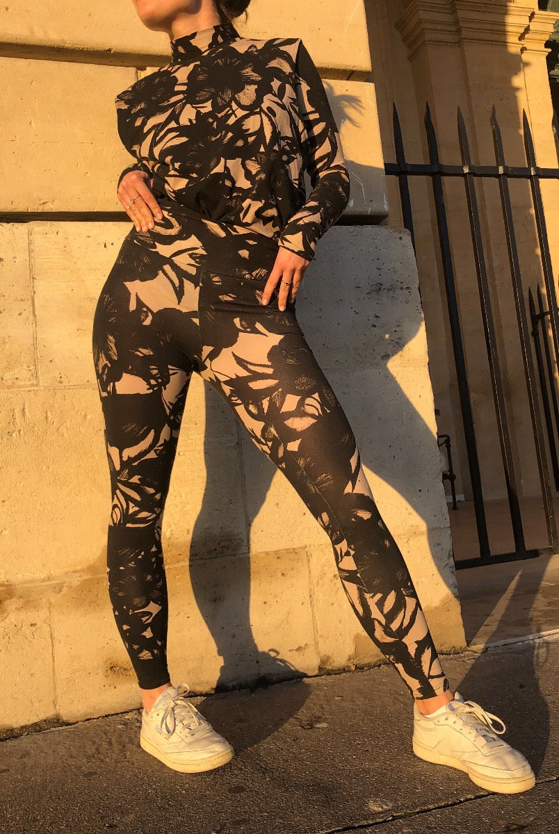 Leggings are an essential part of any yogi’s wardrobe, and we know that you will love our Take It Easy Honey cotton leggings. 